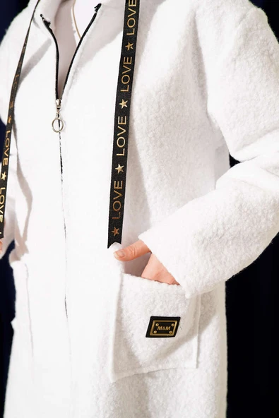 Fermuarlı Cep Armalı Buklet Kaban Beyaz - Resim 4