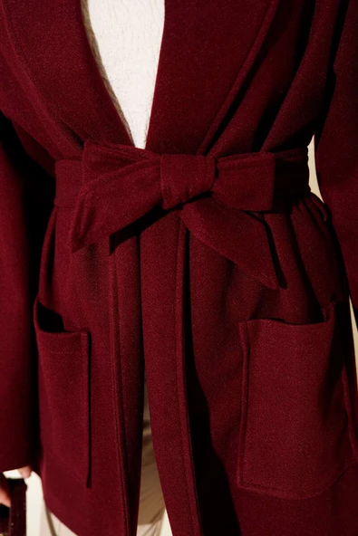 Çift Cepli Kruvaze Kuşaklı Kısa Kaban Bordo - Resim 4