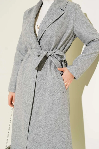 Kruvaze Yaka Kuşaklı Astarlı Kaban Gri - Resim 4