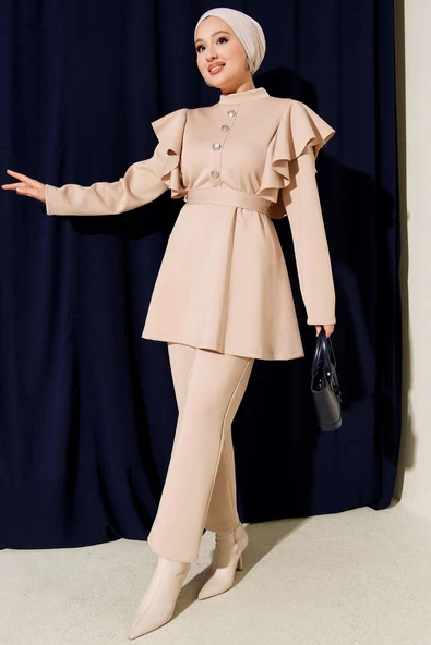Omuz Fırfırlı Kuşaklı Scuba İkili Takım Bej ürün görseli 1