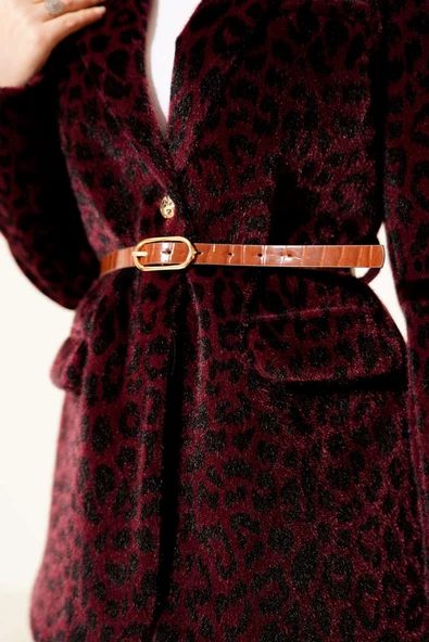 Leopar Desen Kemerli Tay Tüyü Ceket Mürdüm - Resim 4