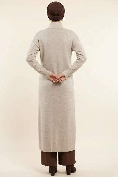 Metal Gold Düğmeli Uzun Triko Hırka Taş - Resim 3