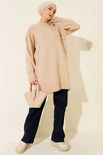 Çiçek Detaylı Yumoş Triko Tunik Latte - Resim 2