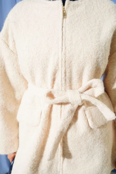 Fermuarlı Kuşaklı Keçe Ceket Ekru - Resim 4