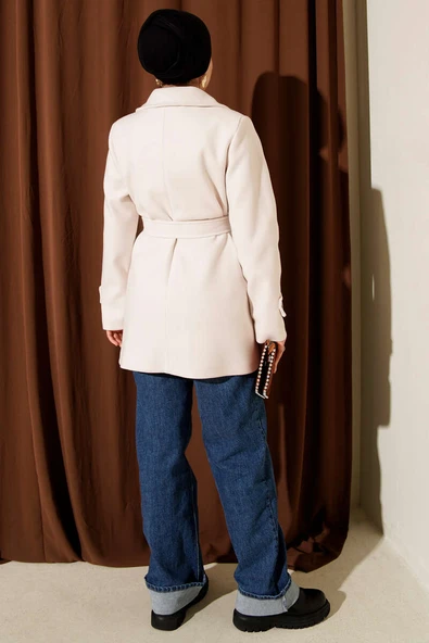 Kuşaklı Kruvaze Yaka Kısa Kaşe Kaban Ekru - Resim 3