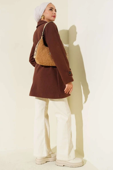 Kruvaze Yaka Kuşak Detaylı Kısa Kaşe Kaban Kahve - Resim 3