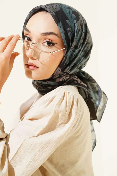 Nostaljik Motifli Eşarp Siyah Yeşil ürün görseli 1