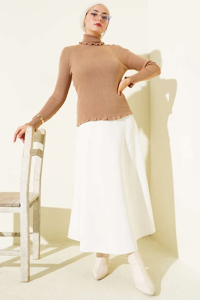 Balıkçı Yaka Fırfırlı Triko Kazak Latte - Resim 2