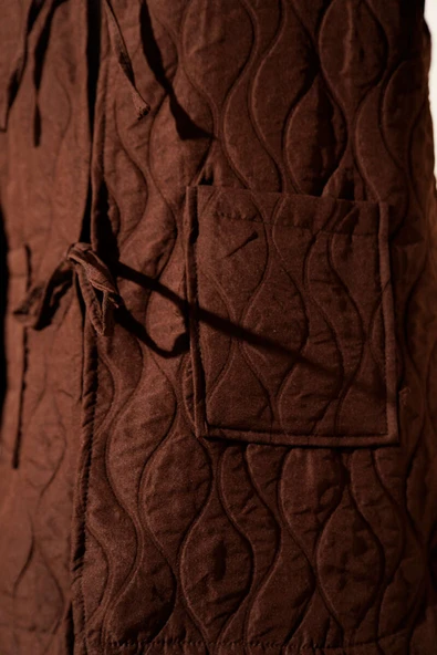 Dalga Desen Kapitone Ceket Kahve - Resim 4