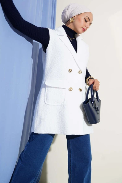 Kruvaze Yaka Düğmeli Detaylı Yelek Beyaz ürün görseli 1