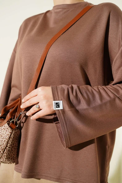 Loyşa Bilek Armalı Basic Bluz Kahve - Resim 4