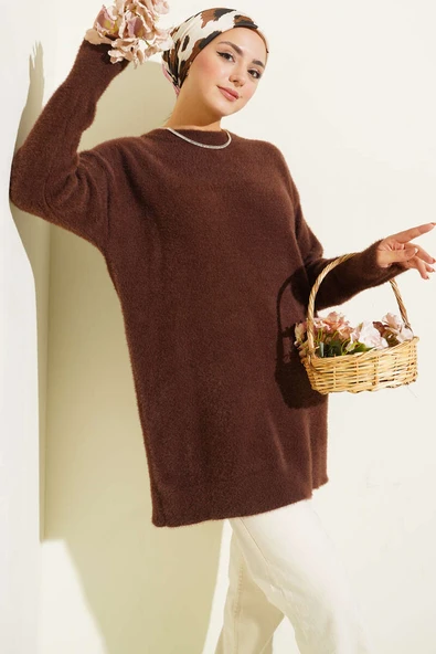 Basic Sakallı Yumoş Triko Tunik Kahve ürün görseli