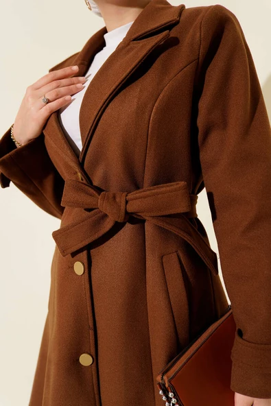 Kuşaklı Gold Düğmeli Kaşe Kaban Taba - Resim 4