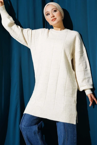 Kare Desenli Yumoş Triko Tunik Ekru ürün görseli 1