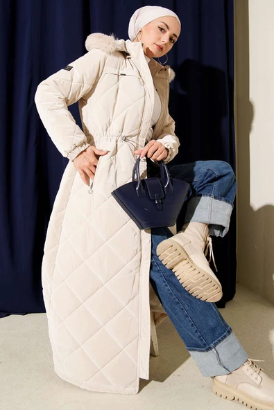 Bel Tünelli Kapüşonlu Kapitone Mont Taş ürün görseli 1