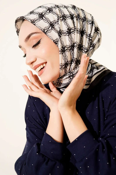 Desenli Siyah Serisi Eşarp Asorti 6 ürün görseli 1