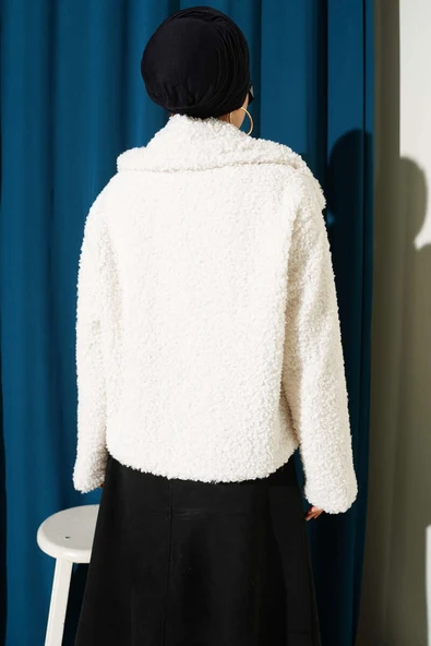 Kilit Detaylı Kısa Kuzu Ceket Ekru - Resim 3