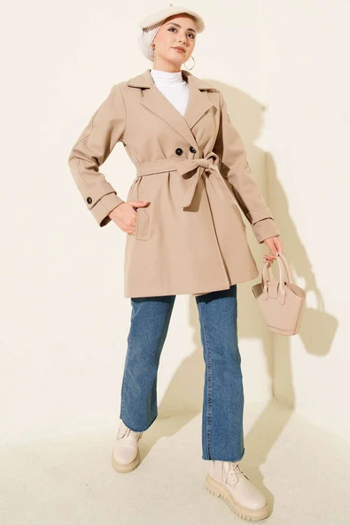 Kruvaze Yaka Kuşak Detaylı Kısa Kaşe Kaban Bej - Resim 2