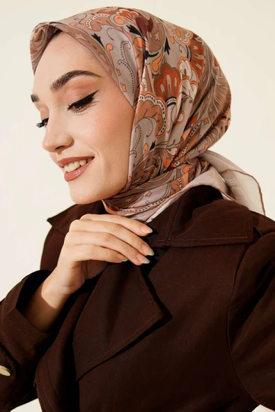 Retro Motifli Modal Eşarp Bej - Resim 2