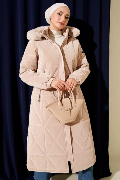 Kapüşonlu Baklava Kapitone Uzun Mont Bej - Resim 2