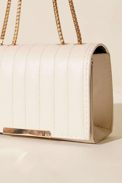 Zincir Askılı Dikdörtgen Çanta Krem - Resim 3