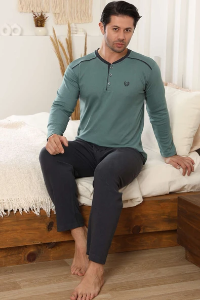Arma Detaylı Uzun Kollu Erkek Pijama Takımı Yeşil ürün görseli 1