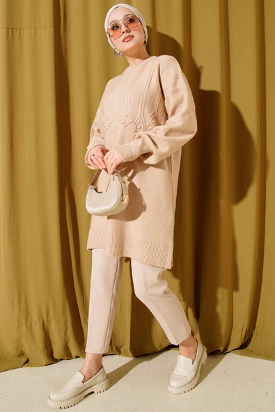 Salkım Kabartma Yumoş Triko Tunik Latte - Resim 2