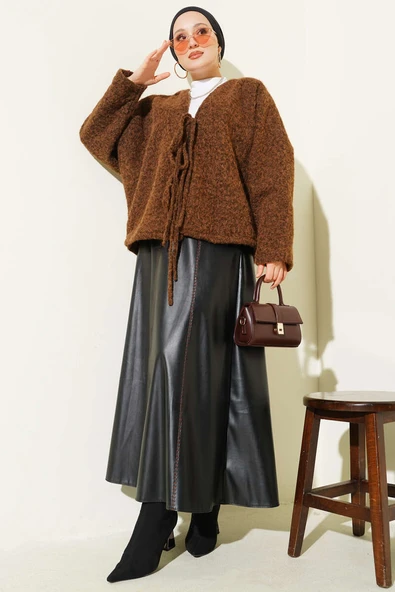 Önü Bağlamalı Keçe Kısa Ceket Kahve - Resim 2