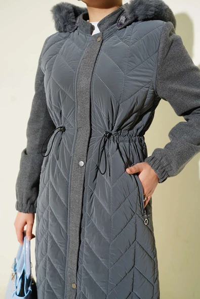 Kaşe Garnili Kapüşonlu Kapitone Uzun Mont Gri - Resim 4