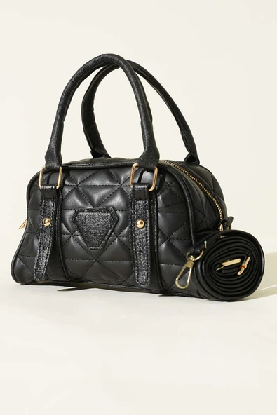 Kapitone Detay Fermuarlı Çanta Siyah ürün görseli 1