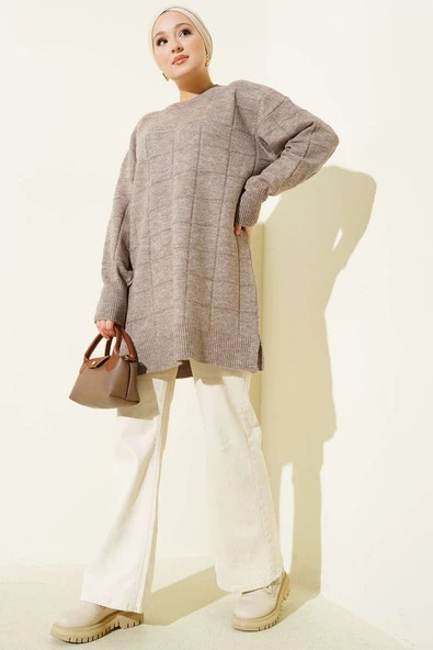 Kare Desenli Yumoş Triko Tunik Vizon - Resim 2