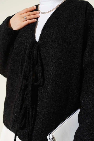 Önü Bağlamalı Keçe Kısa Ceket Siyah - Resim 4