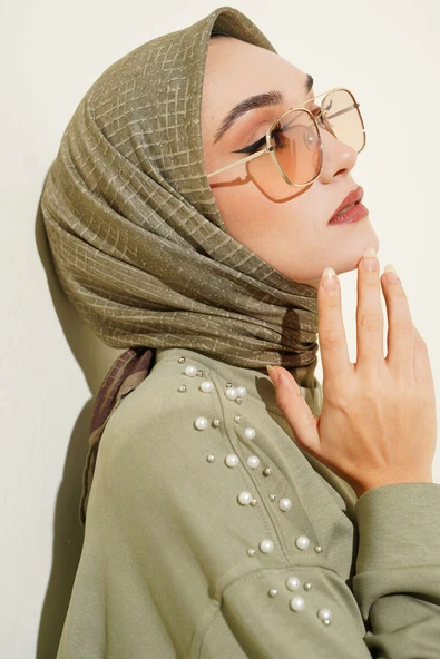 İnce Çizgi Desenli Demore Eşarp Çağla Yeşili ürün görseli 1