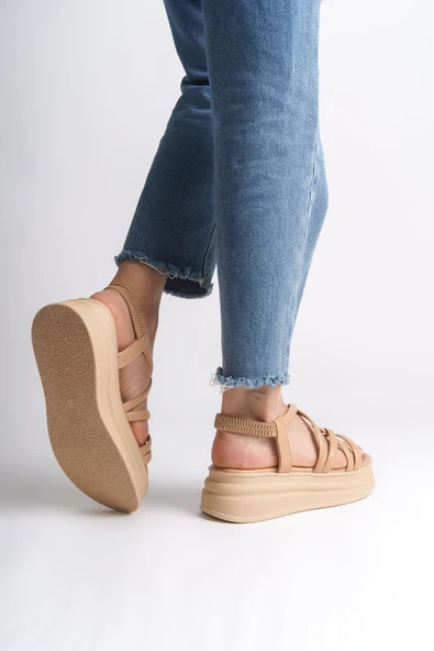 BELLA Lastikli Şerit Detaylı Ortopedik Taban Kadın Sandalet  CTT - Ten - Resim 3