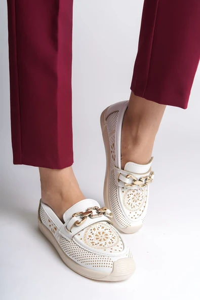 LAYLA Bağcıksız Ortopedik Rahat Taban Çiçek Desenli Kadın Babet Ayakkabı  CKT - Beyaz ürün görseli