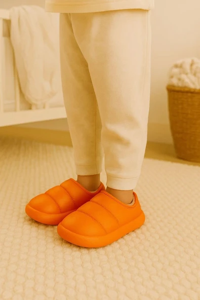 Peluş İçi Yünlü Kışlık Panduf Turuncu Çocuk Ev Terliği ürün görseli