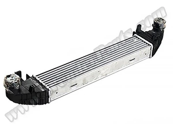 Mercedes Turbosarj Radyatoru C-Class W204 08>14 E-Class W212 11>15 - Wenderparts Ma2045000500 ürün görseli