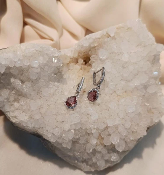 Küpe Zultanit 925 Ayar Gümüş Renk Değiştiren Sultanit Sallanır Küpe ürün görseli 1