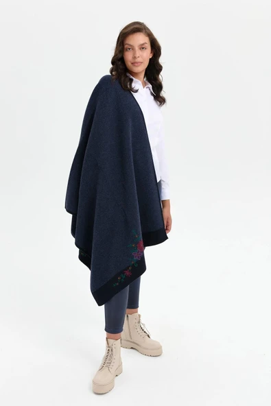 24055 DESEN TRİKO İKİ KENARI BORDÜRLÜ ÜÇ ÇİÇEKLİ MAKİNE NAKIŞ İŞLEMELİ ŞAL - Resim 2