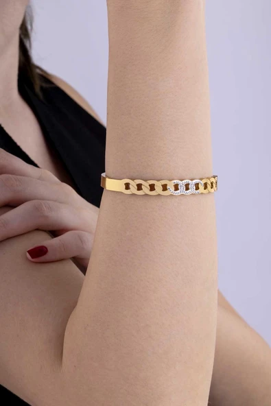 Göz İşlemeli Altın Kaplama Zincir Geçişli Taşlı Çelik Kadın Kelepçe Bileklik - Resim 3