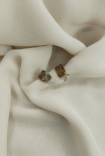 Küpe Zultanit Dikdörtgen 925 Ayar Gümüş Renk Değiştiren Altın Renk Sultanit Küpe - Resim 2