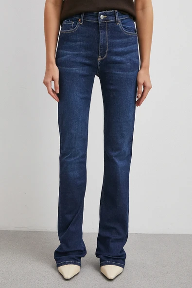 Yüksek Bel Likralı İspanyol Paça Jean Lacivert - Resim 5