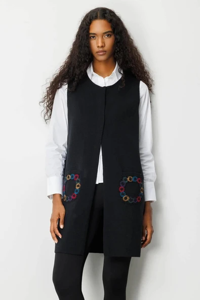 25021 DESEN TRİKO CEBİ BAYRAM ŞEKERİ TIĞLAMALI SIFIR YAKA ÖNÜ AÇIK UZUN YELEK ürün görseli