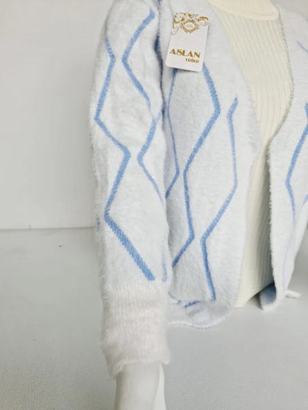 Kadın Yumuşak Dokulu Desenli Triko Hırka  Ceket - Resim 3