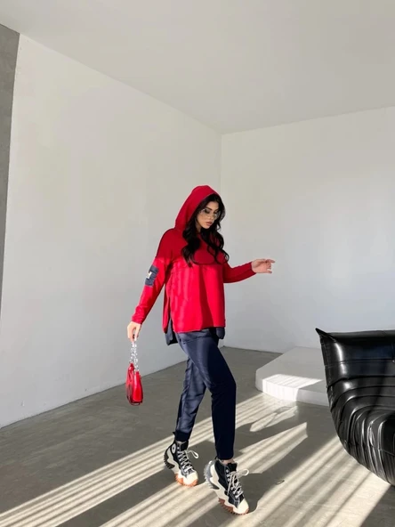 MDB Kadın Kırmızı Kapşonlu Etek Ucu Detay Arma Ters Dikiş Gorunumlu Ikili Takım - Resim 7