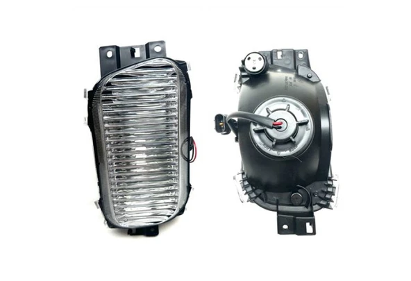 Mitsubıshı Ticarı Sis Lambası Sag Mitsubıshı Fuso Canter Fe711 Fe839 Fe859 06>12 - Wagenburg 21000524 ürün görseli 1