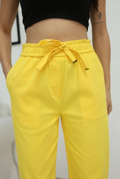 Bağlama Detaylı Beli Lastikli Pamuklu Kumaş Pantolon 6170-Sarı - Resim 5