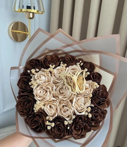 El Yapımı Krem Kahve Gül Buketi ürün görseli