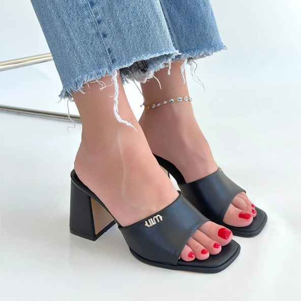 Miyon Siyah Cilt Topuklu Terlik - Resim 5