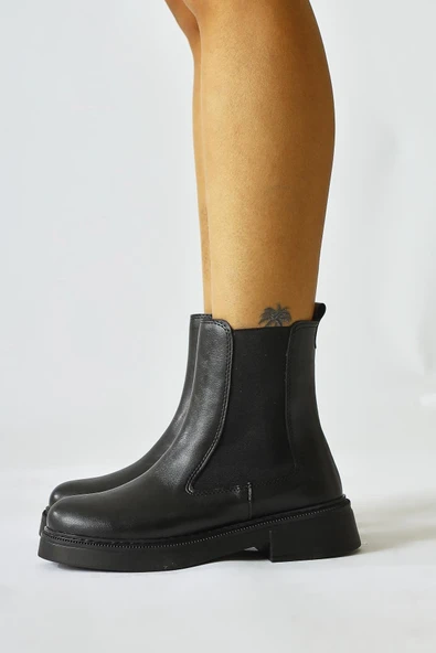 Kadın Yan Lastikli Soğuk Geçirmez Siyah Kışlık Bot ürün görseli 1